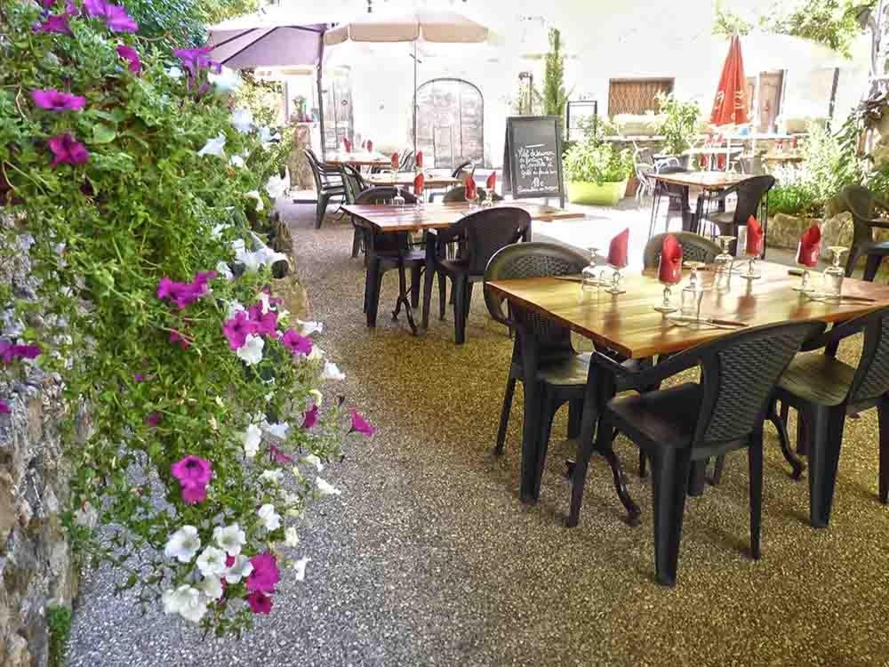 Restaurant Des Voyageurs Hotel Nant