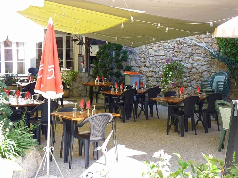 Restaurant Des Voyageurs Nant